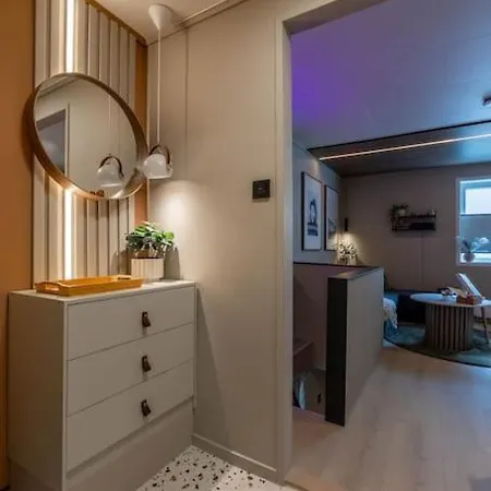 Nordic Nook - Modern Getaway * Ålesund