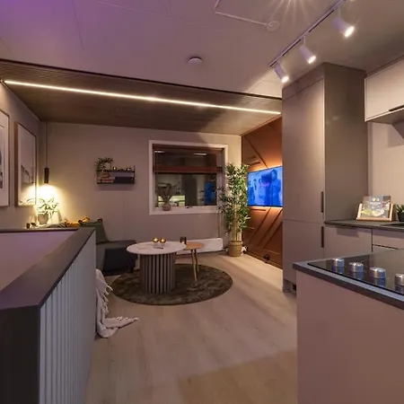 Nordic Nook - Modern Getaway Apartamento