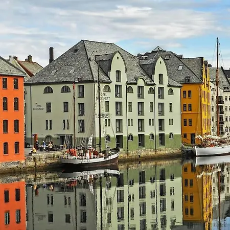 Apartamento Nordic Nook - Modern Getaway Ålesund