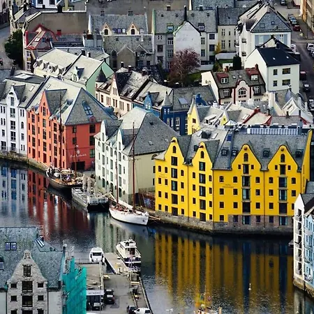 Nordic Nook - Modern Getaway *