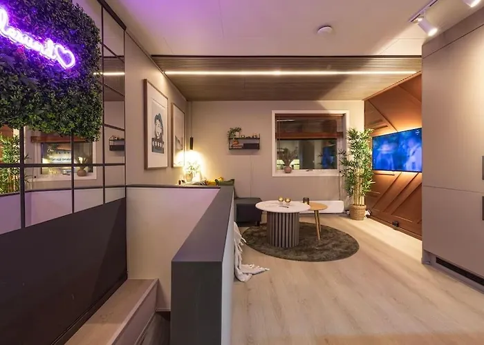 Nordic Nook - Modern Getaway Διαμέρισμα