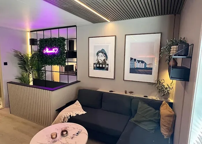 Nordic Nook - Modern Getaway * Ålesund